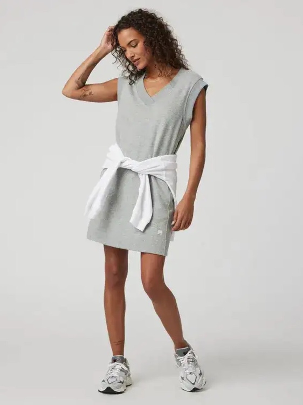 NWT Vuori Sedona Vest Dress in Light Heather Grey Size Medium